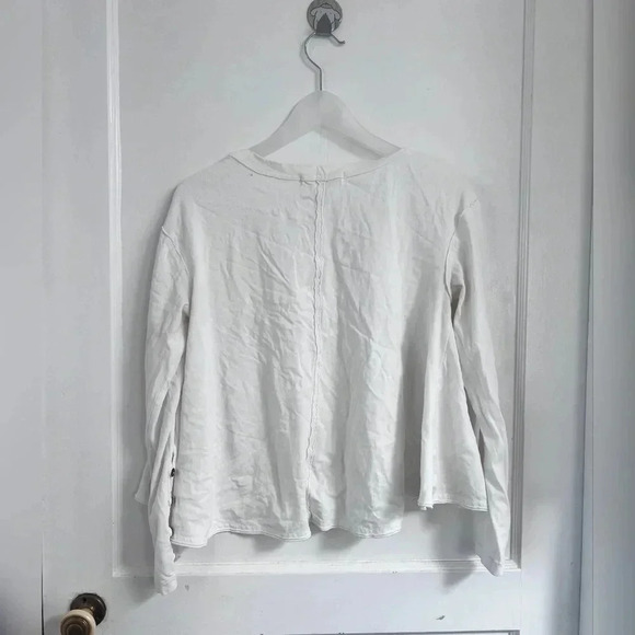 FREE PEOPLE Scoop Neck Peony Button Sleeve Flowy
Tee Top Size XS - Picture 7 of 7